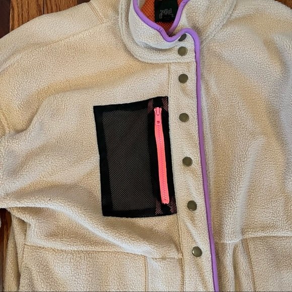 NEW Wild Fable Snap Front Faux Fur Sherpa Jacket - Picture 5 of 10